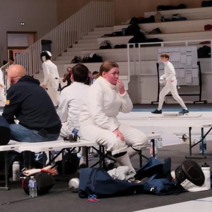 🍂 CHALLENGE D’AUTOMNE À HÉROUVILLE-SAINT-CLAIR : UN BEAU WEEK-END POUR MONTIVILLIERS ESCRIME ! 🏆