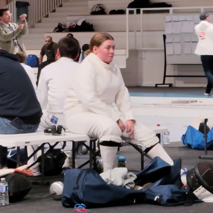 🍂 CHALLENGE D’AUTOMNE À HÉROUVILLE-SAINT-CLAIR : UN BEAU WEEK-END POUR MONTIVILLIERS ESCRIME ! 🏆