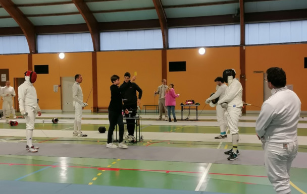 🎉 MONTIVILLIERS ESCRIME AU CHALLENGE DE LA CÔTE FLEURIE À TOUQUES  – DIMANCHE 23 NOVEMBRE 2025